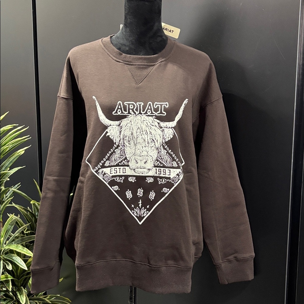 Ariat Taurus Oversized crew sweatshirt,knit cuffs/hem,fleece lined,screen print